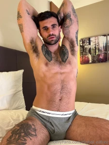 If you love ripe hairy pits then look no further there s plenty of pit