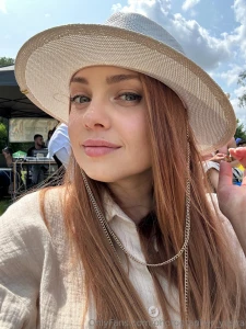 Met the first day of summer at work in the company of the warm sun