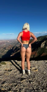 What s a better view me or the grand canyon part 4