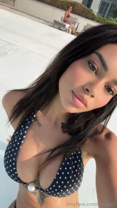 Need a tanning partner are u down