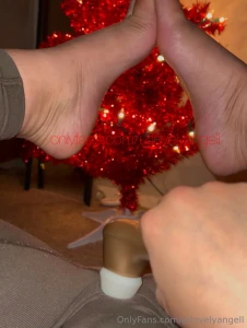 Someone asked me to do this who has a feet and leggings fetish