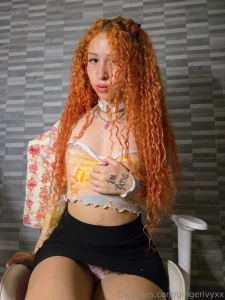 Keep staring maybe ill pull it down a little more for you