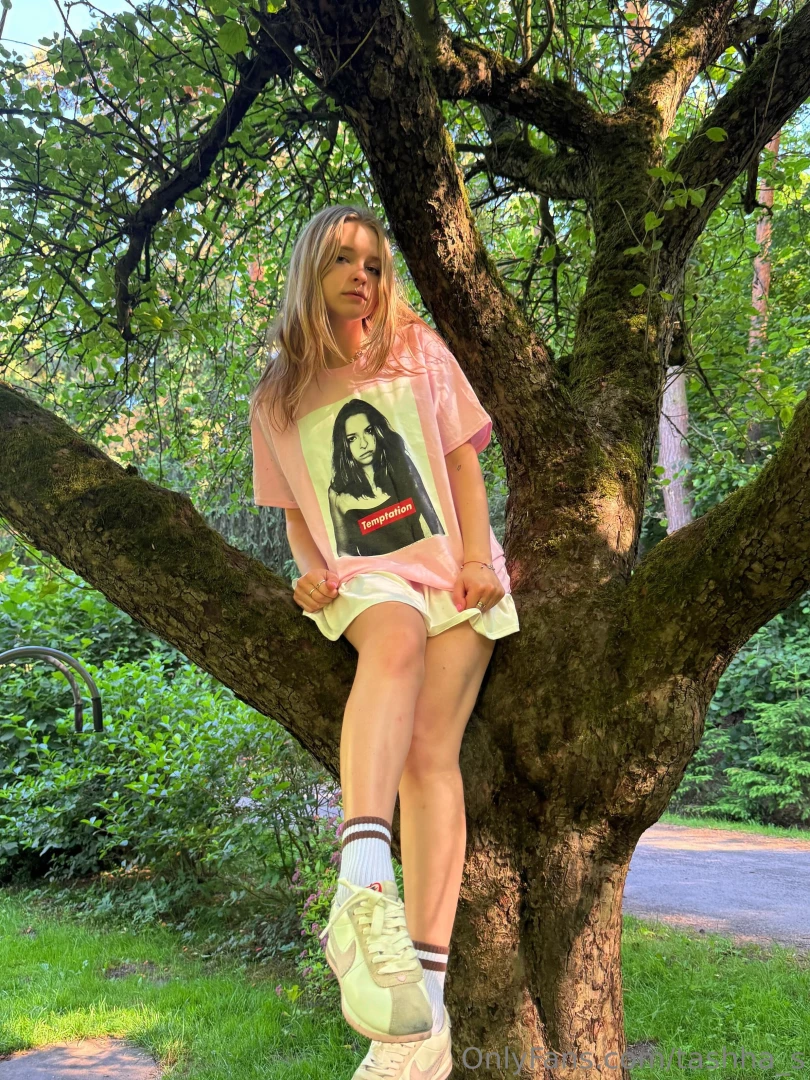 There are only 15 shirts left and i m happy to say that for my vip 