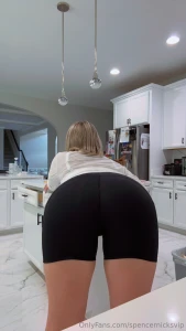 I came in here to make a snack ended up being one instead