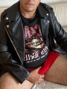 Do you want a tough male to fuck you hard