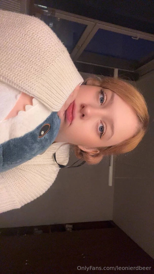 Kommst du mit uns beiden kuscheln 