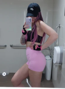 I love this look for gym