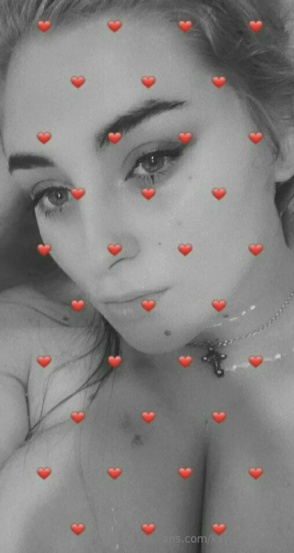 Hi my sweeties i m your tattooed fantasy with a needle in hand and 