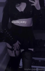 Dm open for real content if u can handle it not free