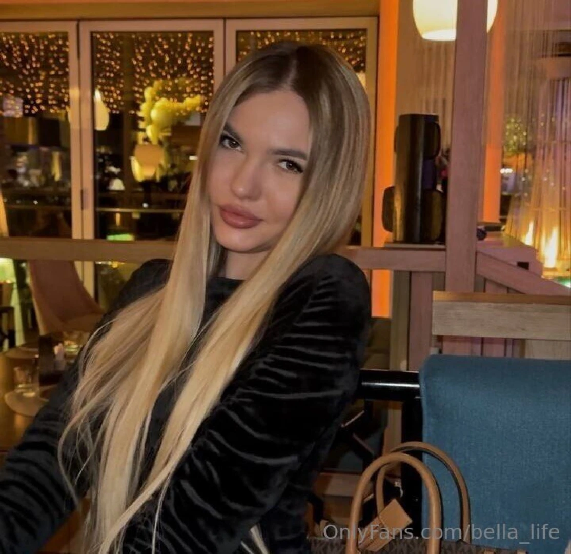 In this cute spot feeling all kinds of fabulous 