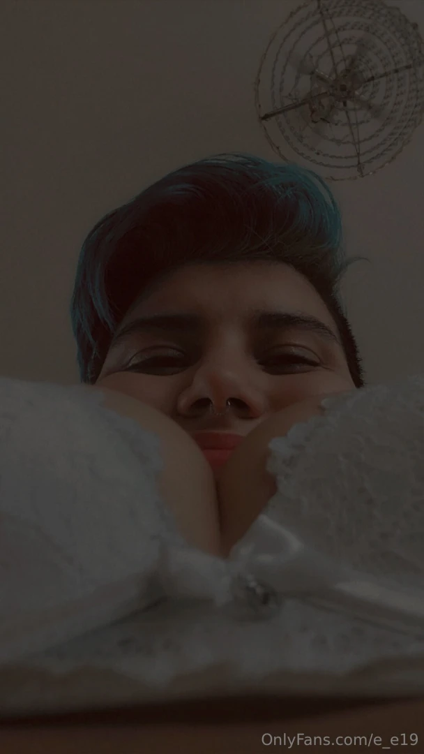 Always wondered what it would be like to lay in my lap i think it 