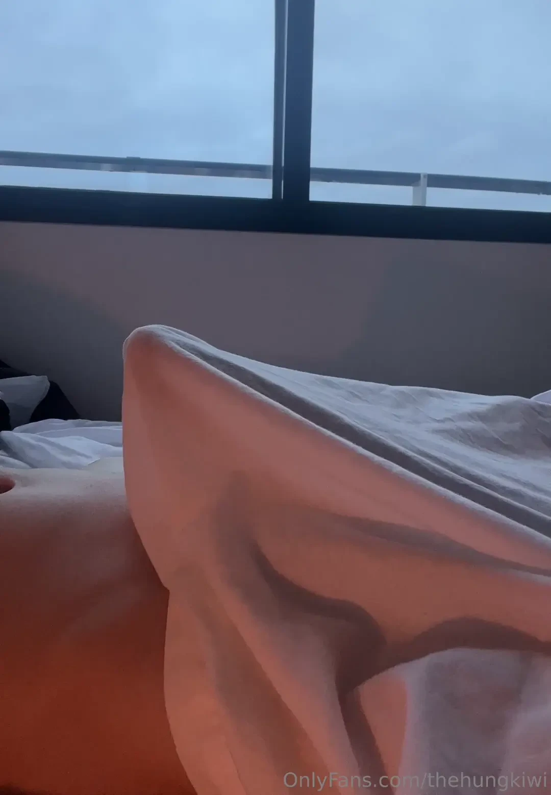 Morning wood the way my cock wakes me up by pressing against my sheets 