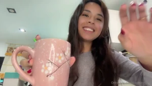 Good morning i m having a milk and chocolate chip cookies for