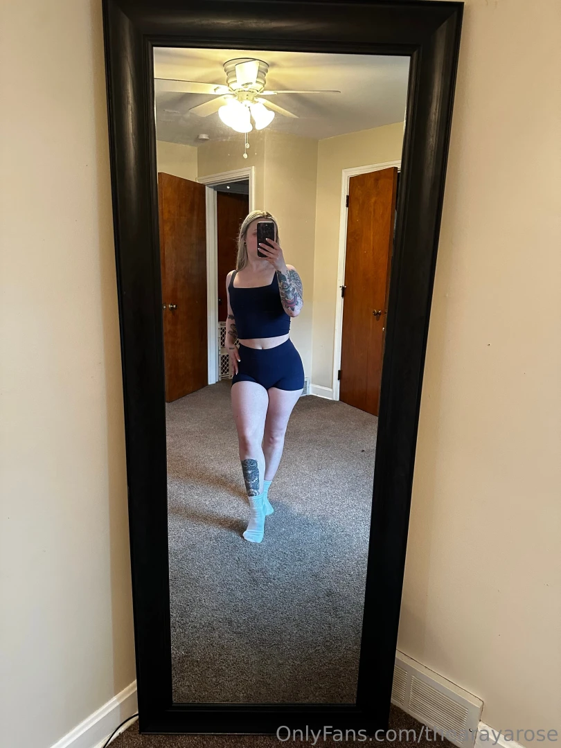 Happy monday part 3037 