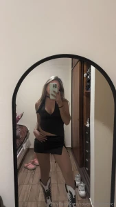 Just dropped this look and my sanity message me if this did something