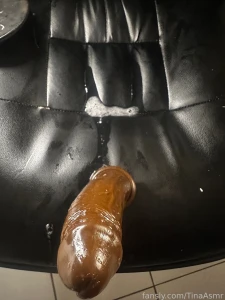 This dildo s seen some thangs n i m not done yet