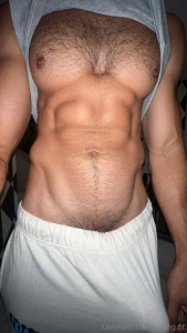 Trying to get rid of my boner send help in the dms