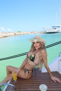 Let s travel the world together part 1