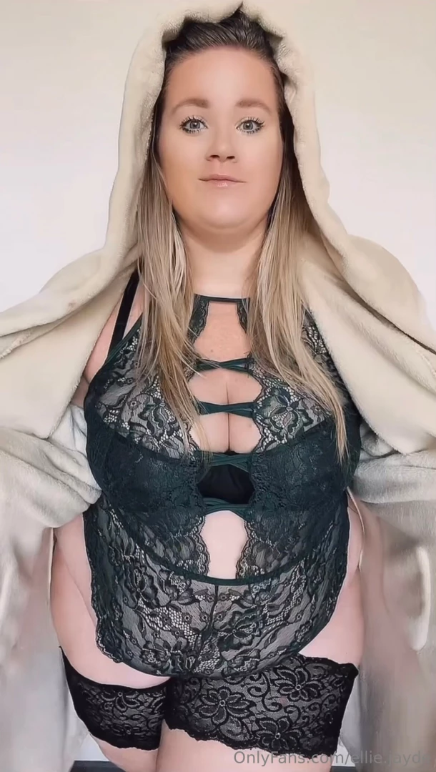 More content is on elliejaydevip 