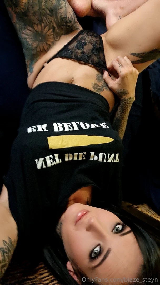 I love a good stretch on the bed wanna help me slip these panties off 