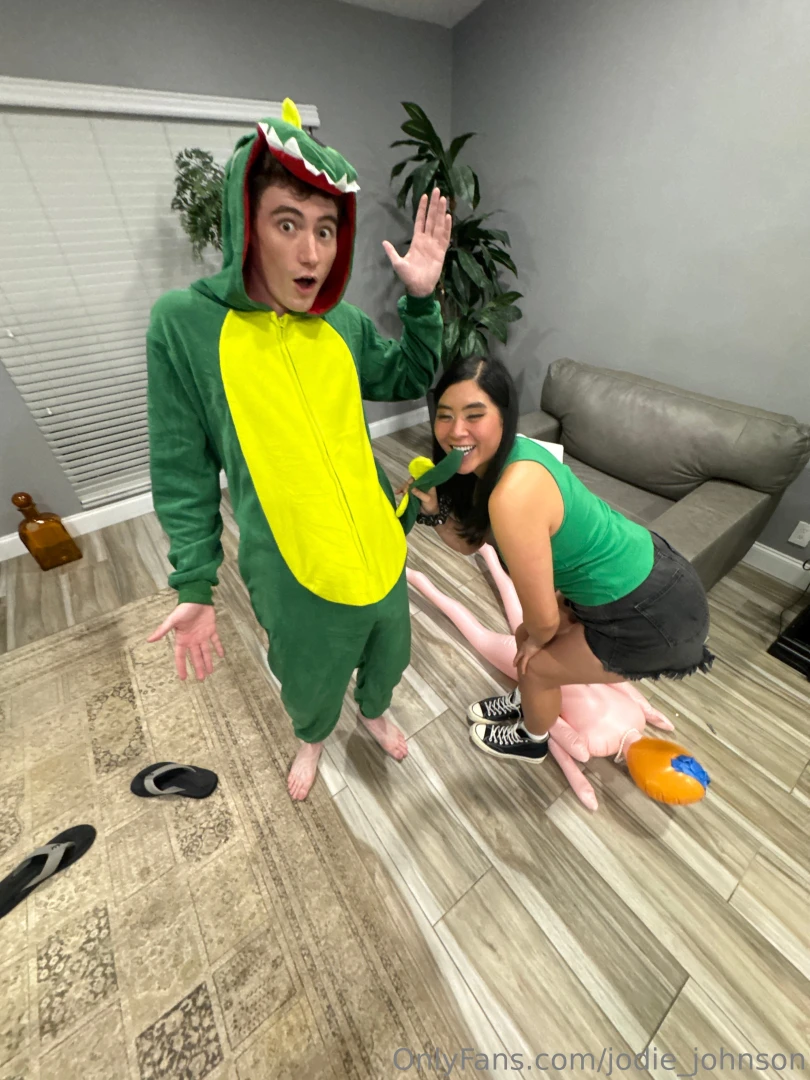 Have you seen my new ish scene with the amazing emeraldlovesx you can 