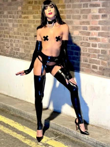 Catch me where the city never sleeps