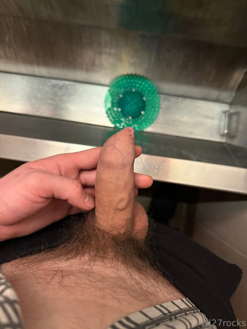 Had to release myself during my work shift hehe that shit felt good 