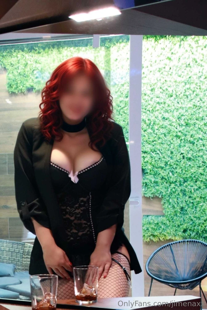 Cambio de look de rubia a peli roja que os parece 