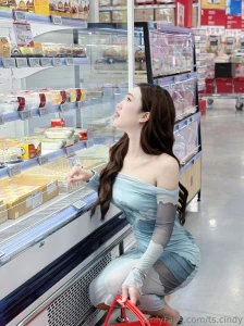 Today i happened to be in a store looking so beautiful and decided to