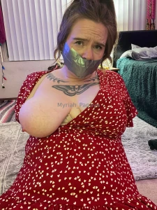 Did a cute housewife damsel set earlier this week too i adore