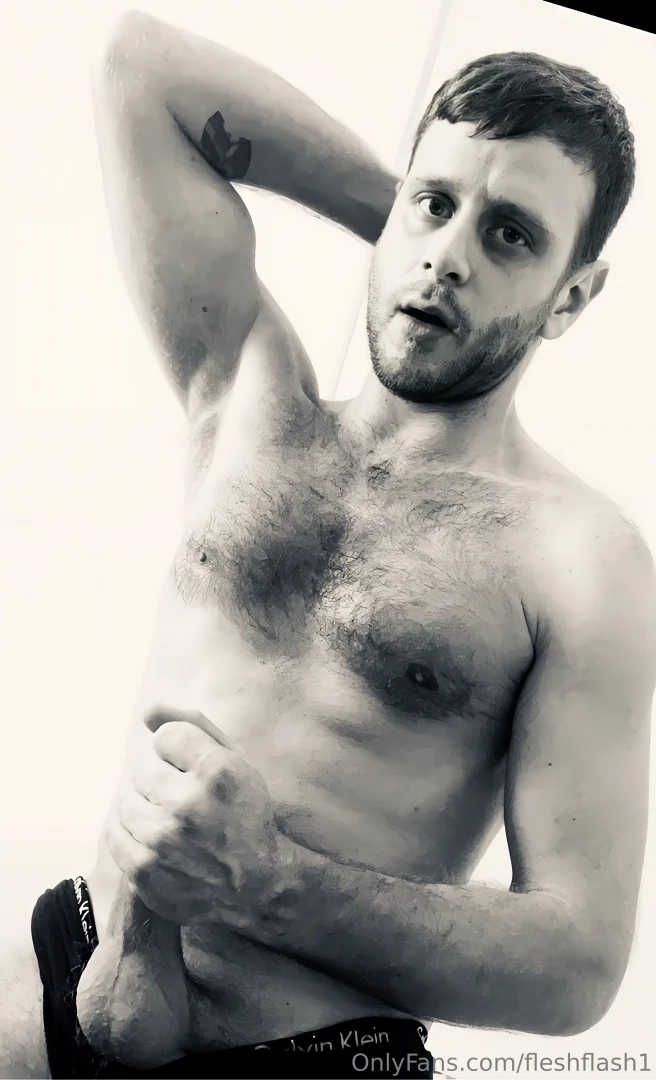 I know you want under there hot sexy hung scottish muscle 