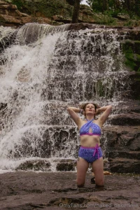 Bikini photo shoot was fun cold as all hell but i enjoyed being out