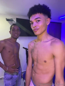 Voy a darle le a a este chamito enyertwin part 1