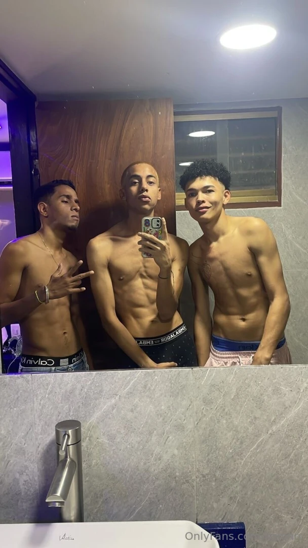 Tr o con enyertwin mike_sohot69 