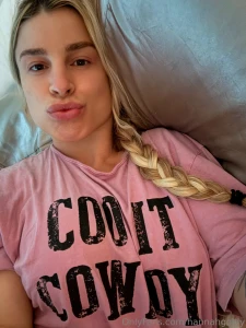 Sending you a kiss part 10