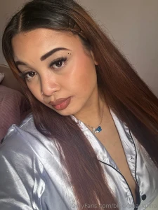 Just a little tease in the mirror light some looks say sweet but the