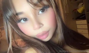 Scroll if u basic message me if ur dangerous