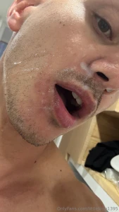 Este franc s me dej toda la cara llena de leche love french guys loved