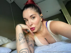 It s the way i look like i need a spanking for me