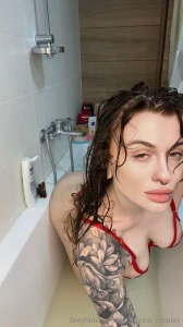 A warm bath red lace and a little passion in the air in the evening i