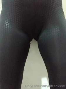 Come take off my leggings love