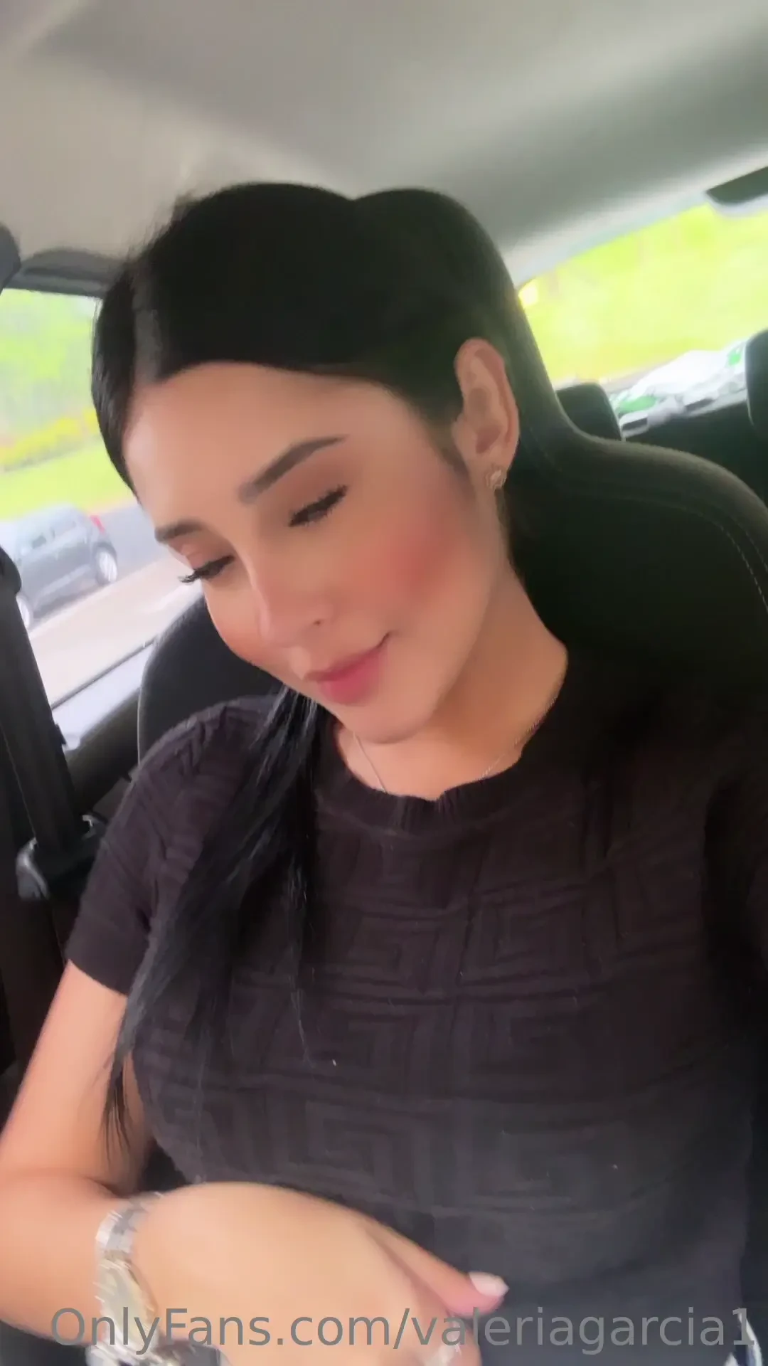 Who want to fuck in the car 