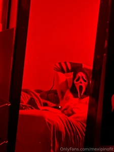 More from the ghostface set