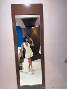 Is yellow my color part 18