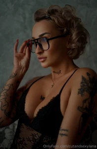 They say intelligence is sexy but let s be honest u got distracted way part 1