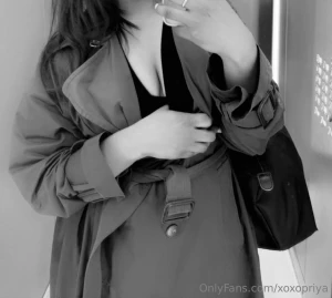 Woke up stunning dressed in black and even caught my own eye had to