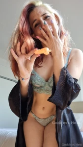 If your dick is this small i m obviously going to laugh at you si tu