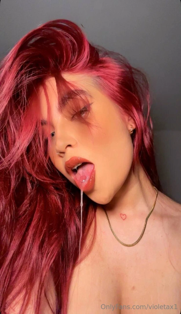 Im live now https onlyfans com violetax1 live 