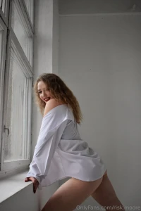 Only white shirt and red lipstick needed cause being curly is already