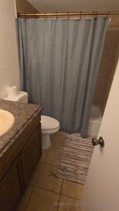 Super cute lil bnb in austin hopefully mommy can find some hot frat